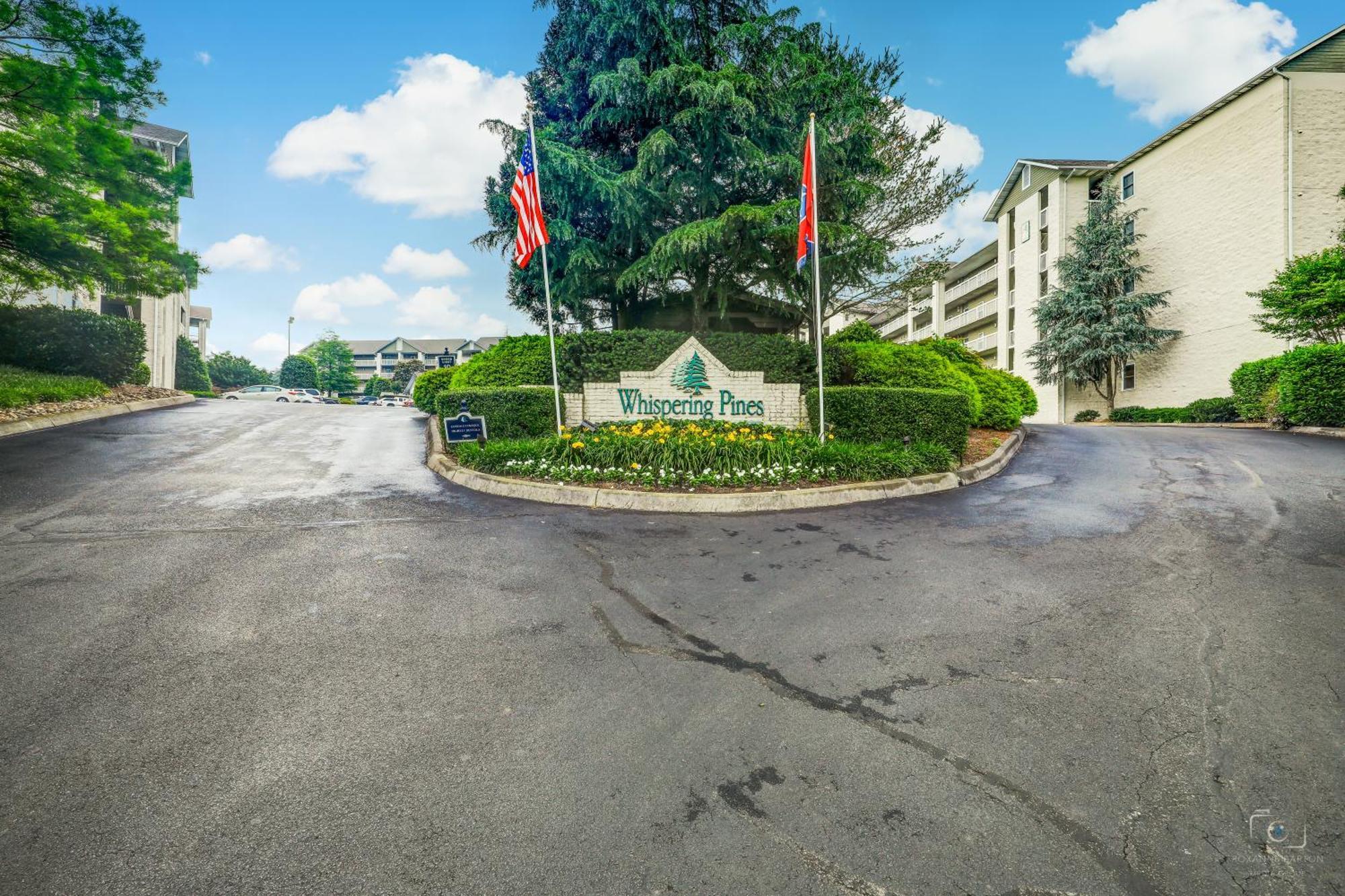 Rock-A-While Whispering Pines 214 Apartment Pigeon Forge Exterior photo